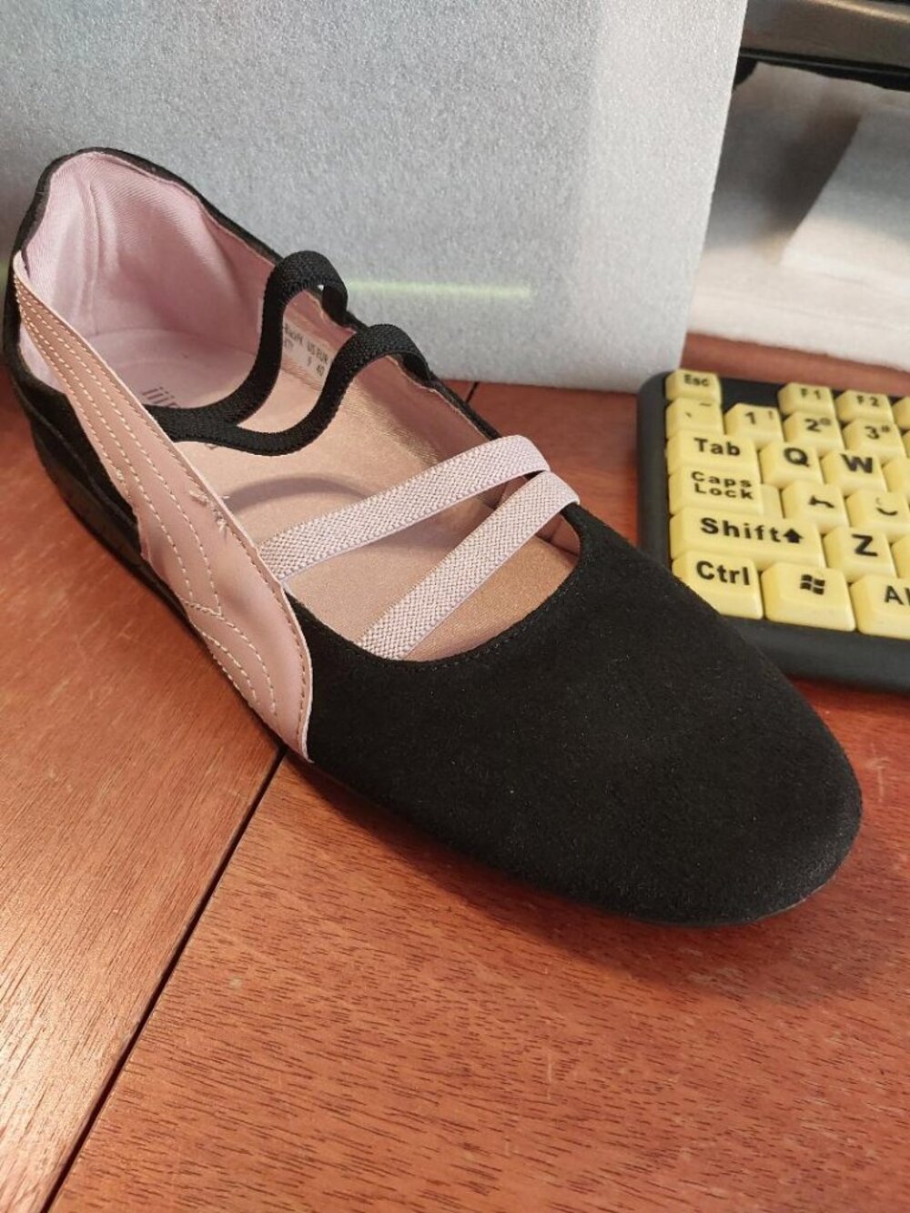 NEW ! Iiimmu Suded Ballet Mary Jane Flat Prink/Stripe Strap Black Sole Sz 9/9.5